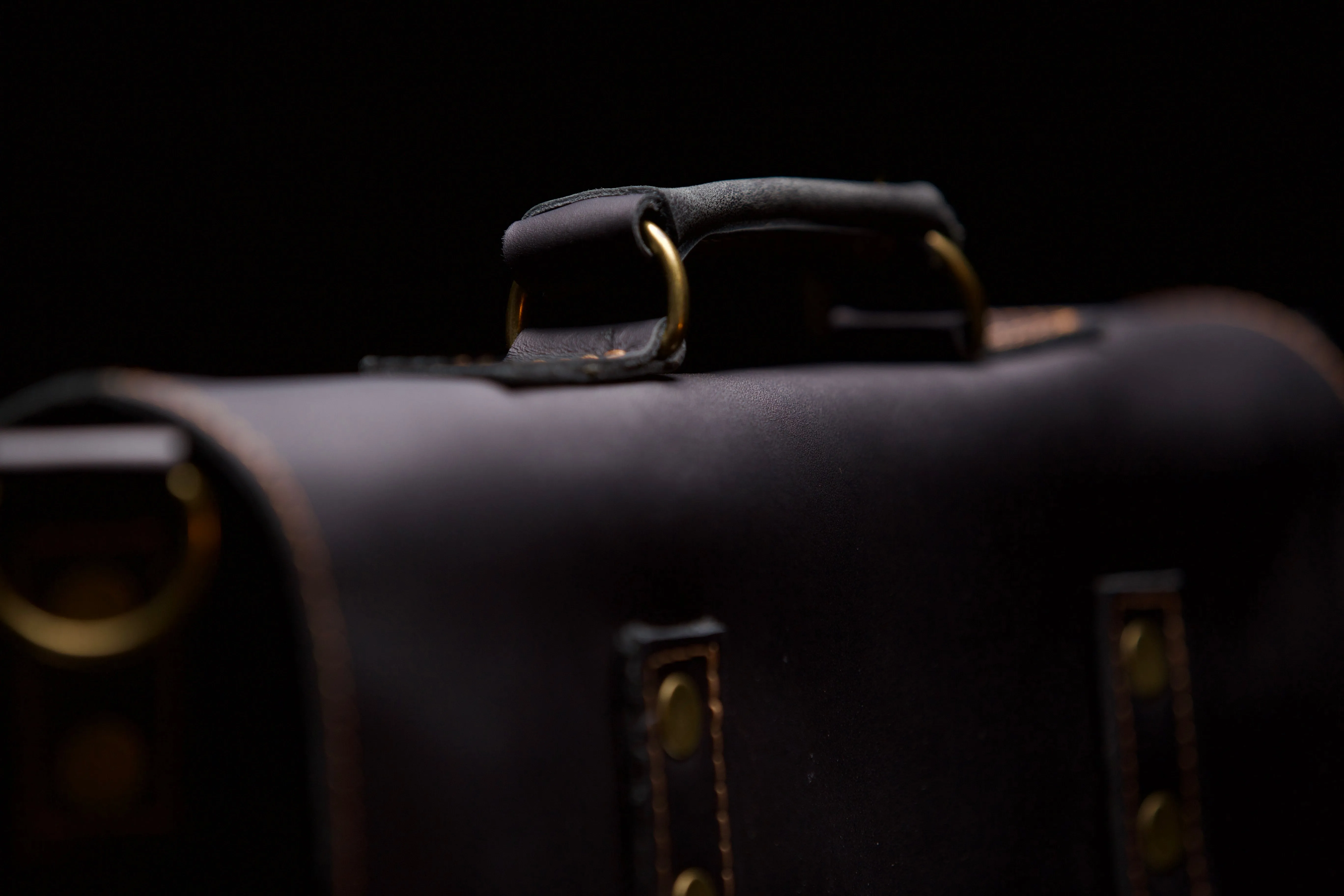 Cońdor Satchel (Matte)