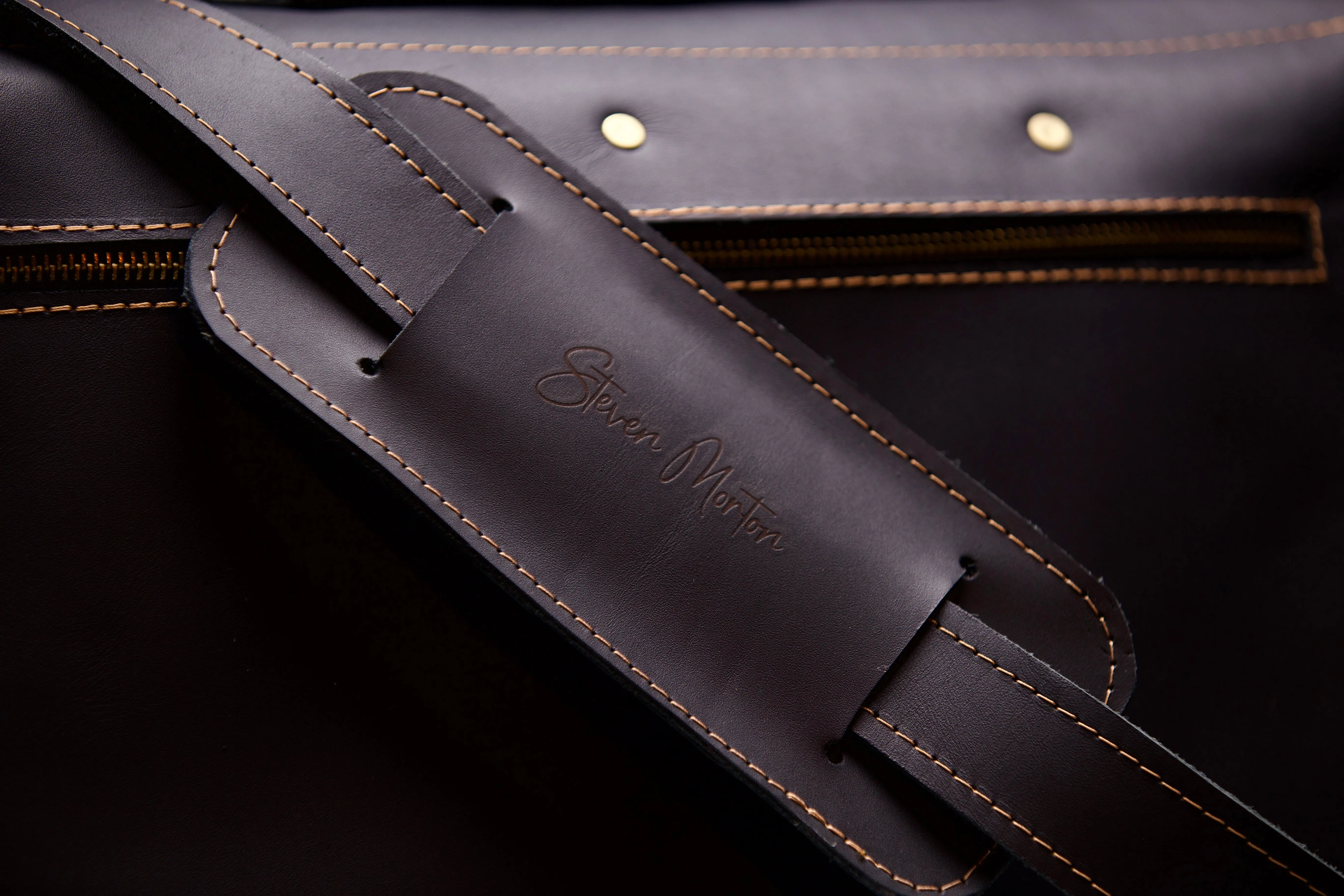 Cońdor Satchel (Matte)