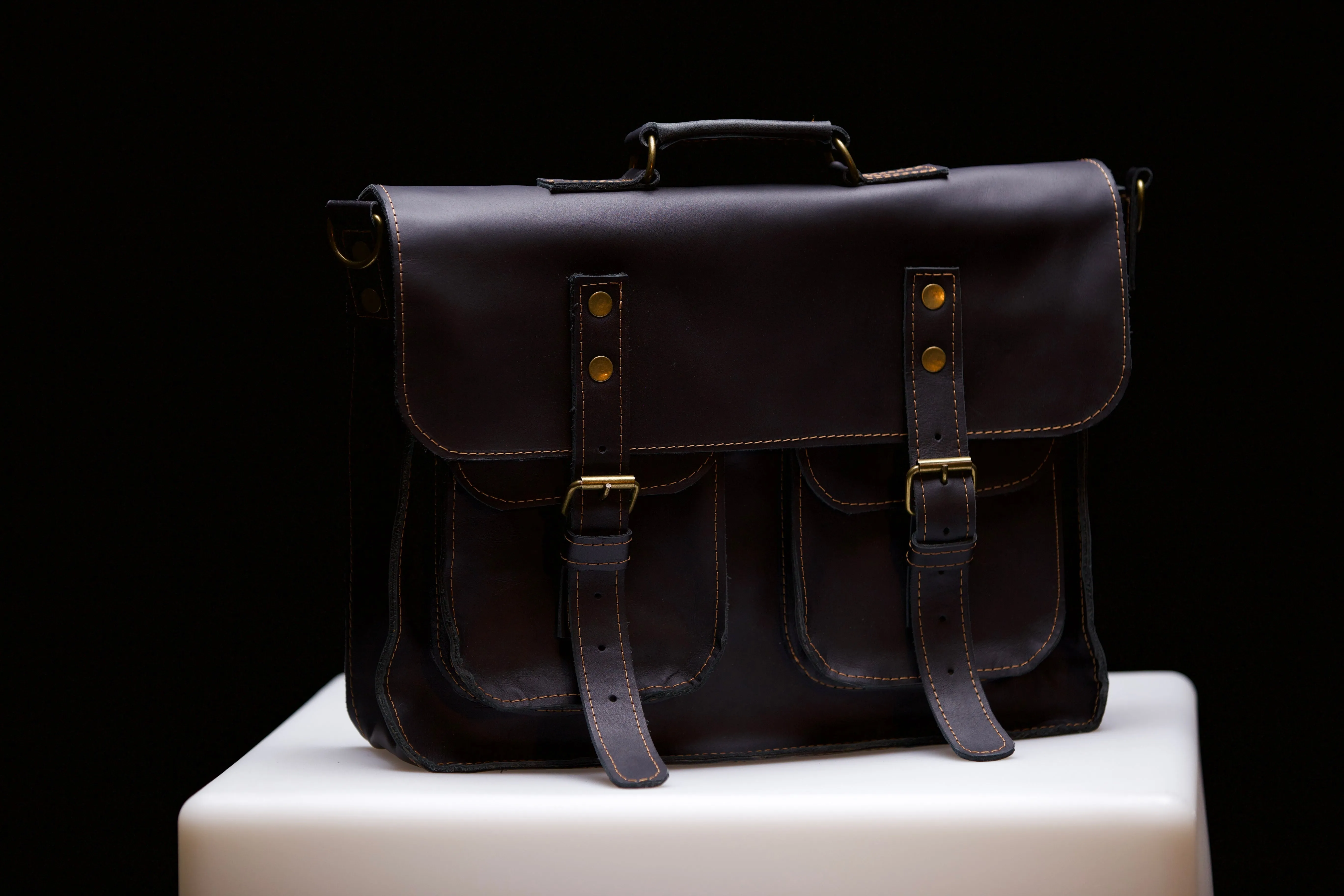 Cońdor Satchel (Matte)
