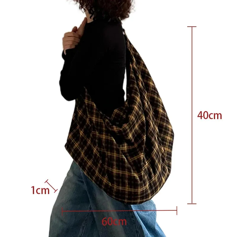 Uakiss Vintage Plaid Large Capacity Trendy Casual Tote Backpack Versatile Handbag Oversized Canvas Armpit Bag Scotland Style